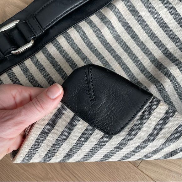 CLUB MONACO LINEN/LEATHER CLUTCH - Picture 4 of 12